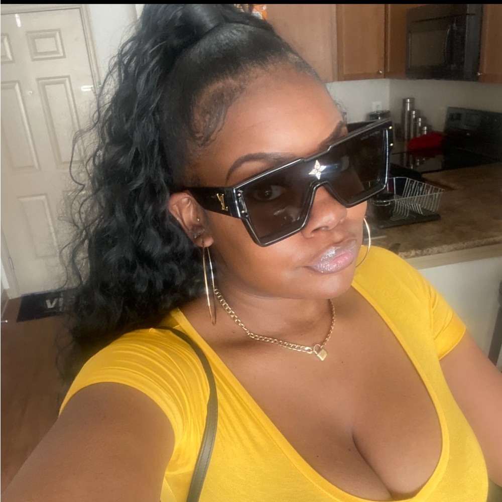 Authentic Louis Vuitton Cyclone Sunglasses